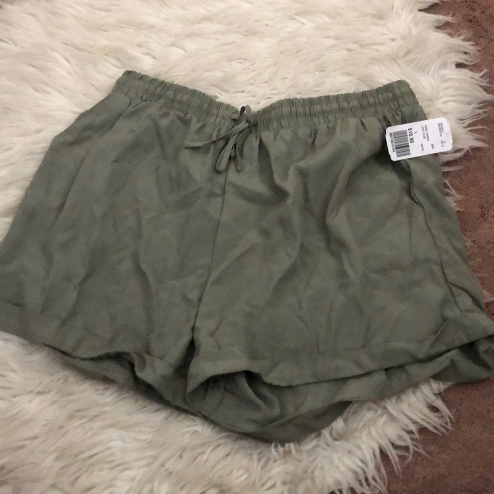 Woven shorts